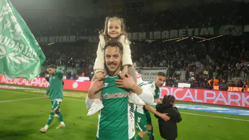 Konyaspor'a bu sözlerle veda etti
