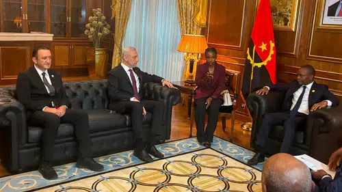 CHP Konya Vekili Barış Bektaş Angola’da