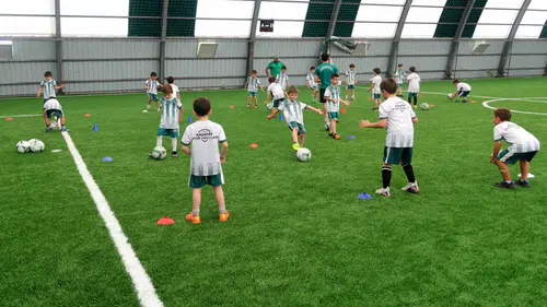 Konya'da yaz tatili böyle geçiyor! Binlerce çocuk sporla buluştu
