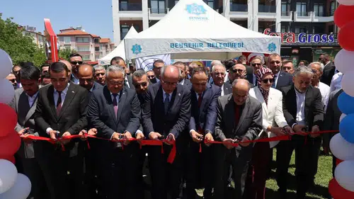 Konya’da o genel başkan için büyük vefa! Açıldı