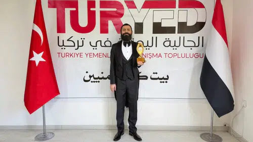 Küresel barış çalışmalarına bir ödül daha! Akif Manaf'a uluslararası onur