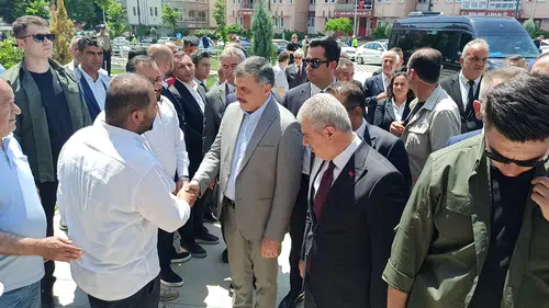 Konya'da yoğun program! İçişleri Bakanı Çiftçi esnaf ve vatandaşlarla buluştu