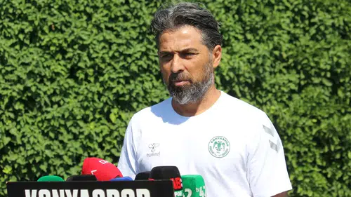 Konyaspor'da İlhan Palut'tan transfer sözleri!