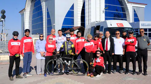 Konya'da 'Vatan Engel Tanımaz' sürüşü! 260 kilometre pedal çevirdiler