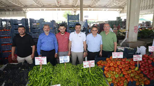 AK Parti Konya İl Başkanı Özgökçen pazara indi!
