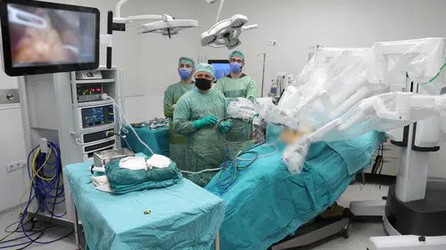 300’den fazla ameliyat yapılmıştı! Konya’daki hastaneye ikinci robotik sistem