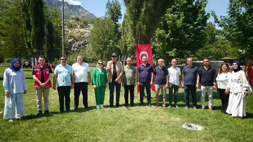Konya şehitlerini ve gazilerini unutmuyor!