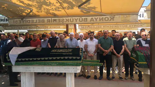 Özöğür ailesinin acı günü! Konya siyaset Ve iş dünyası cenazeye katıldı