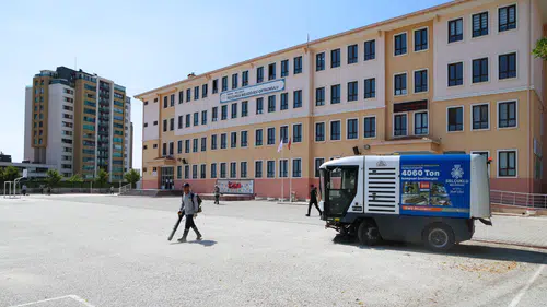 Konya'da okullar için kollar sıvandı! Yeni eğitim yılına hazırlık başladı