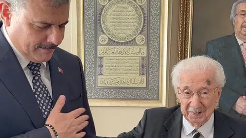 Konyalı Bakan Çiftçi, II. Abdülhamit’in torunu ile görüştü