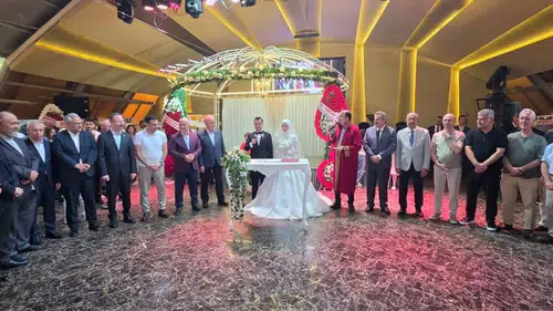 Konya protokolü bu düğüne akın etti! Önemli ismin mutlu günü