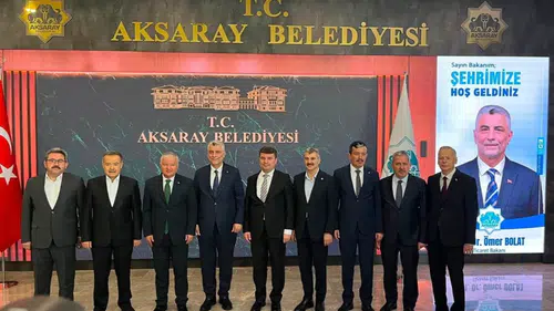 Bakan Bolat Aksaray’da: “Bizim belediyelerimiz yan gelip yatmaz”