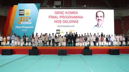 Konya’da çocuklar yazı boş geçirmedi! 20 bin öğrenci Genç KOMEK’te buluştu