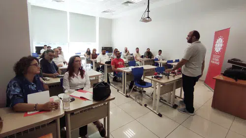 Konya'da basın mensuplarına büyük fırsat! Drone pilotluğu eğitimi başladı