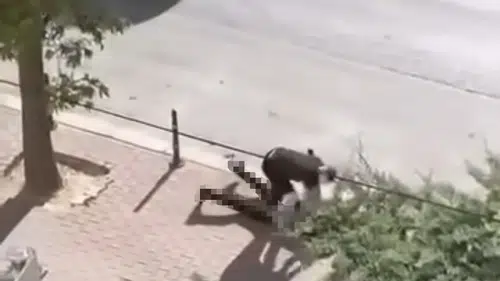 Konya’da sokak ortasında katliam! Defalarca bıçakladı