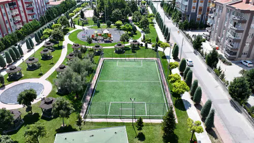 Konya’ya 8 yeni halı saha geliyor! Çalışmalar hızlandı
