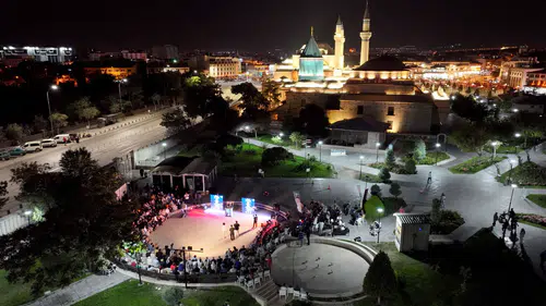 Konya’da şiir şöleni başlıyor! Farklı ülkelerden şairler buluşacak