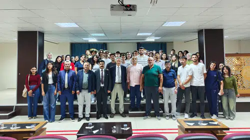 Uluslararası uzman Konya’da öğrencilerle buluştu! Hayvancılık ve refah konuşuldu