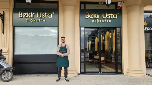 Bekir Usta Çiğ Köfte’nin sırrını Konyalılarla paylaştı