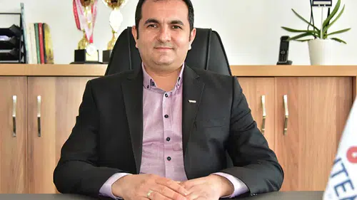 Yöntem Eğitim Kurumları’ndan gazetecilere anlamlı kutlama