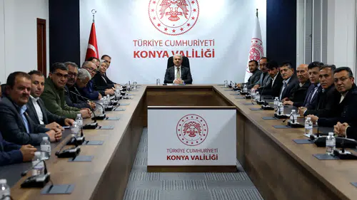 Konya'da mahallelerin sesi valilikte yükseldi: Vali Akın’dan etkin hizmet vurgusu