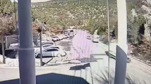 Konya'da minibüsle otomobil çarpıştı: 1 ölü, 1 yaralı