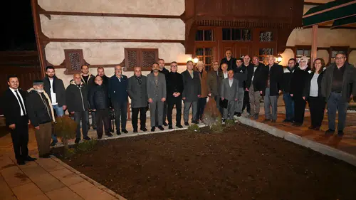 Başkan Ustaoğlu Gazeteciler Günü’nde basın mensuplarıyla buluştu