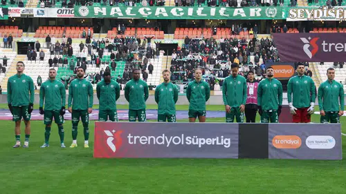 Konyasporlu oyuncu altın karmada