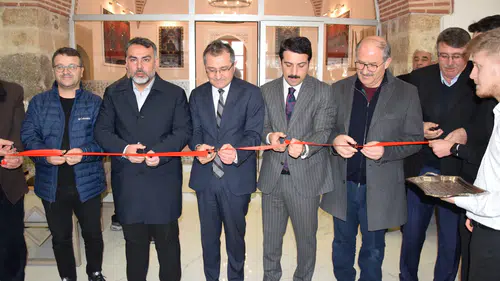 Konya'da tarihi Ecdat Kafe açıldı, vatandaşlardan yoğun ilgi görüyor