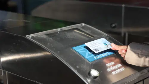 Konya’da öğrencilere ulaşım müjdesi! Belediye karşılayacak