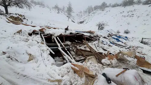 Karaman’da 142 hayvanın bulunduğu ahır çöktü