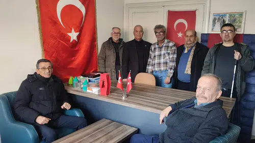 İYİ Parti Selçuklu’dan Görme Engelliler Derneği’ne anlamlı ziyaret