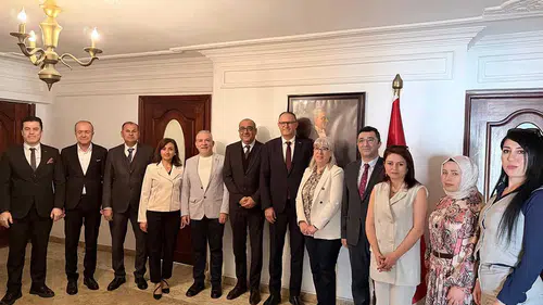 Konya’dan dünyaya açılan vizyon! VİAD, Mısır’daki temaslarını tamamladı