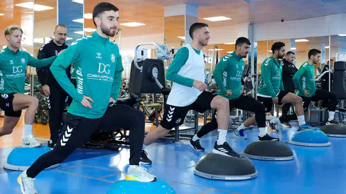Konyaspor yolculuk öncesi son idmanını yaptı