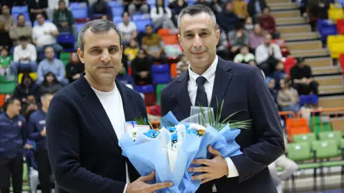 Konyalı koç Volkan Ertetik ile çok özel röportaj! Tarifi zor, çok özel maçtı