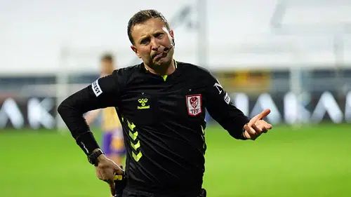 Konyaspor - Göztepe maçının hakemi açıklandı! İşte 21. hafta hakemleri