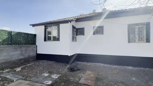 İnşaatta korkutan anlar! Aksaray’da işçi çatıdan düştü