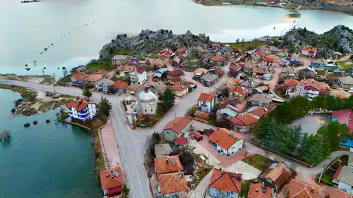 Konya'daki yağışlardan sonra şehir adeta göl haline geldi!
