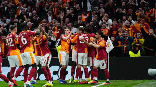 Galatasaray, geriden gelerek Juventus'u dağıttı! Tarihi skor