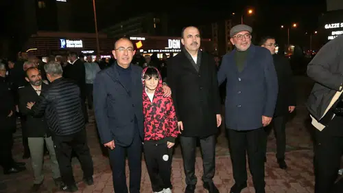 Konya’da Ramazan coşkusu! Başkanlar vatandaşla iç içe
