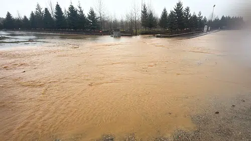 Yoğun yağış Konya'yı vurdu: Belediye harekete geçti!