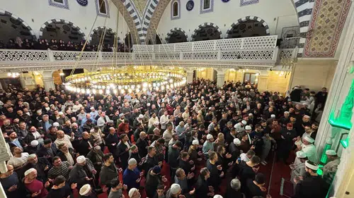 Konyalılar bu camiye akın etti! Anlamlı buluşma