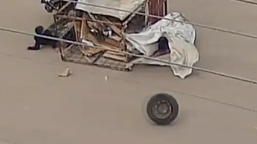 Aksaray’da korkutan kaza: Çocuğun bacağı motosikletin altında kaldı!