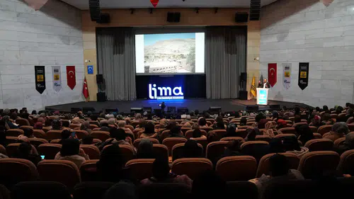Konya LİMA’da Doğu Türkistan’ın hüzünlü gerçekleri öğrencilerle paylaşıldı