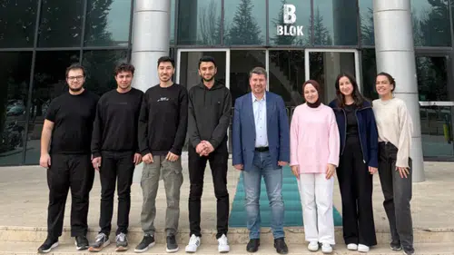 Selçuk Üniversitesi ekibi Singapur’da Türkiye’yi gururlandırdı