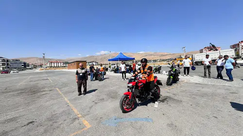 B ehliyeti ile hangi motosikletler kullanılabilir? Konya'dan uzman isim açıkladı