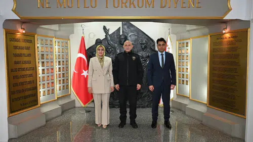 Karaman protokolü, Müdür Yüksek ile buluştu