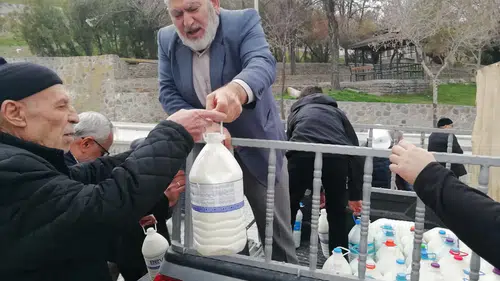 Konya’da böyle besici görülmedi! 20 ton sütü bakın ne yaptı