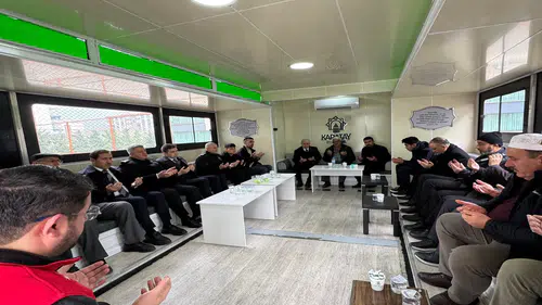 Vali Akın, şehit uzman çavuşun baba ocağını ziyaret etti