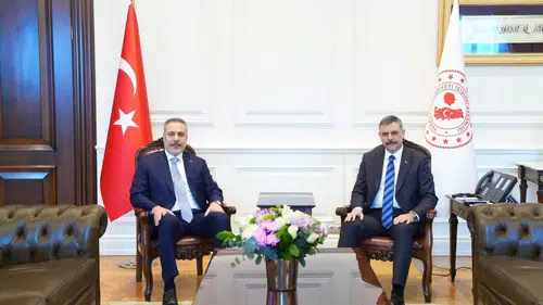 Ülkenin iç ve dış yöneticileri buluştu! Konyalı Bakan’a kritik ziyaret